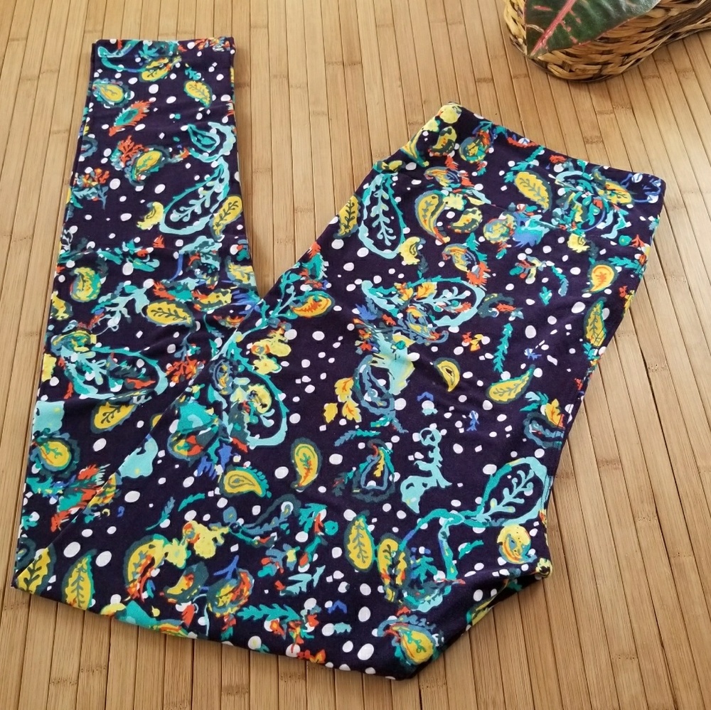 EUC Lularoe TC Leggings Navy Paisley Water Color